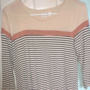 mid sleeve dressy shirt